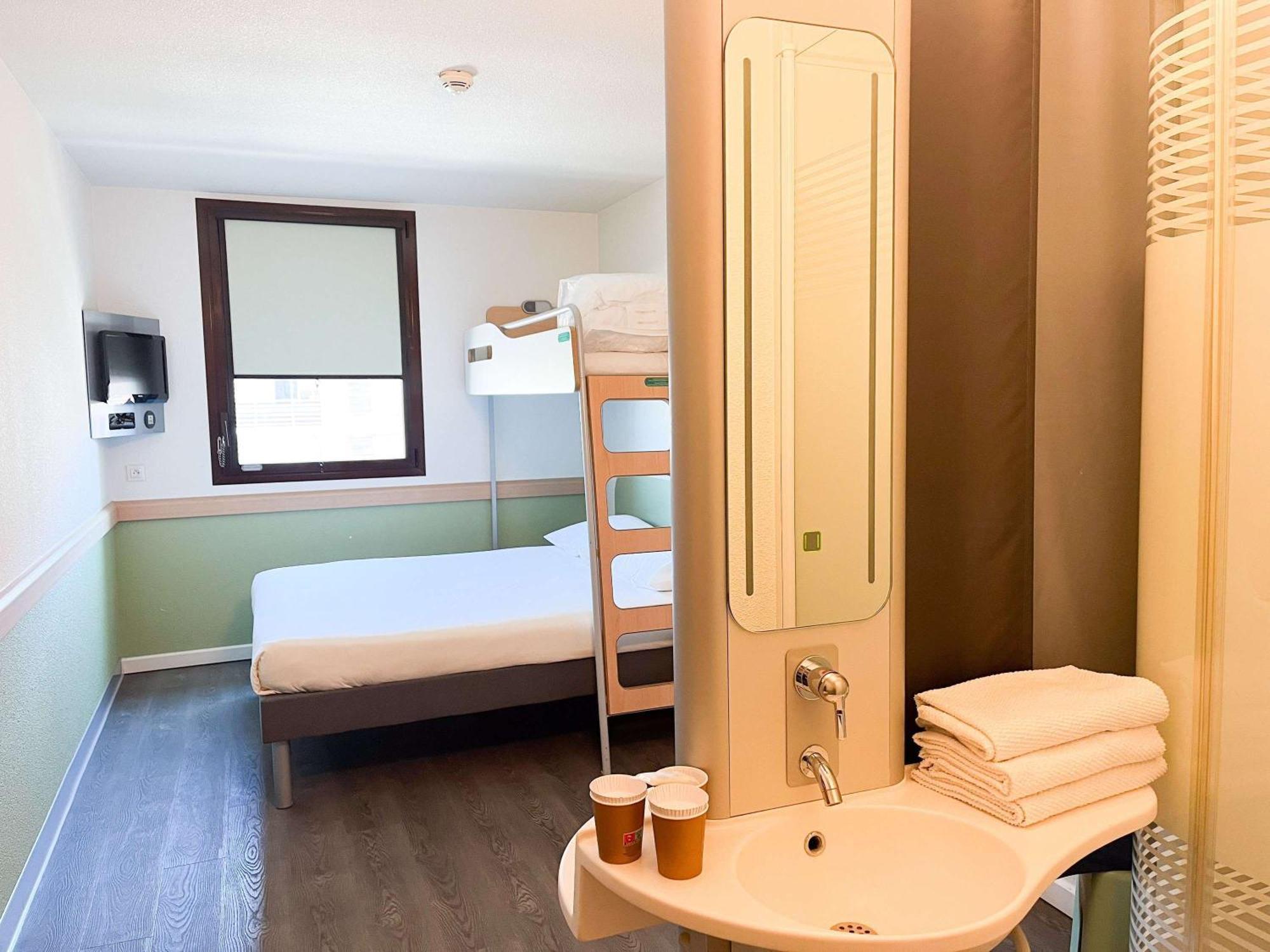 Ibis Budget Nimes Centre Gare Dış mekan fotoğraf