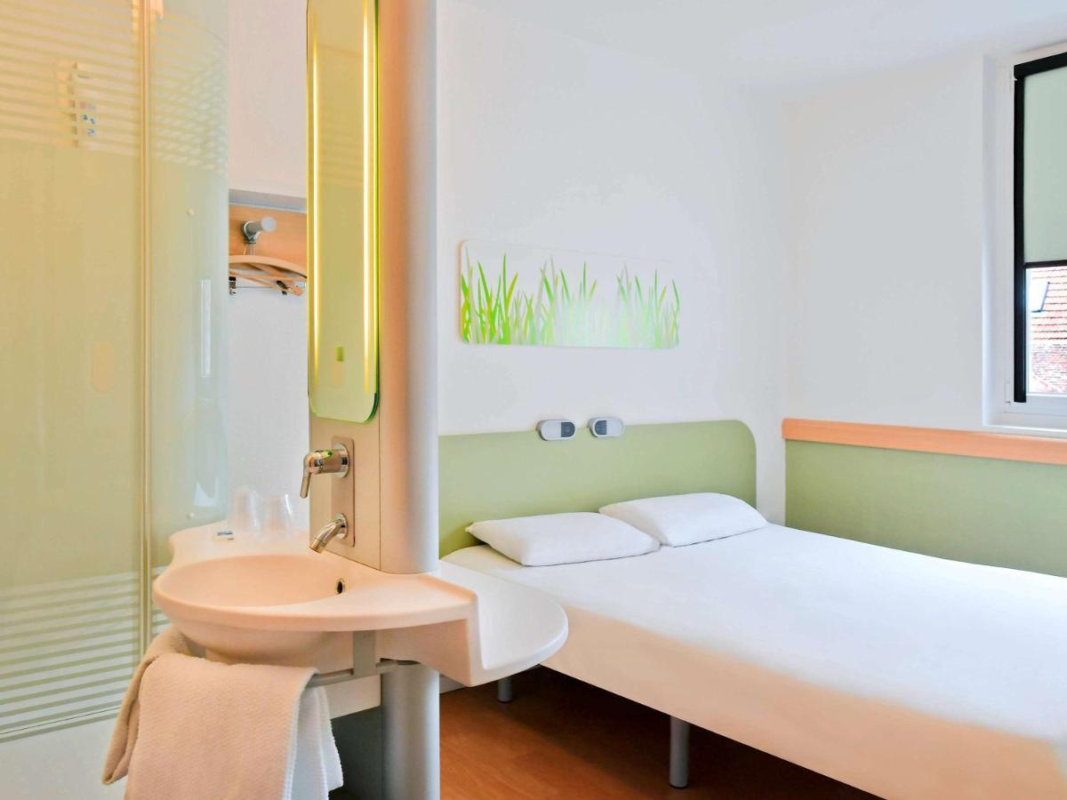 Ibis Budget Nimes Centre Gare Dış mekan fotoğraf